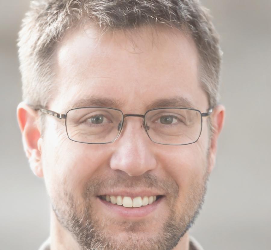 Dr. Matthias Bergfeld